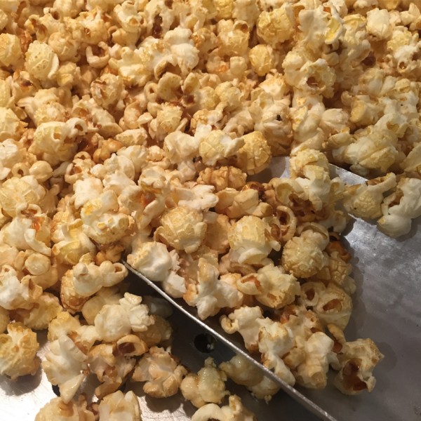 Popcornmaschine-mieten-confetti